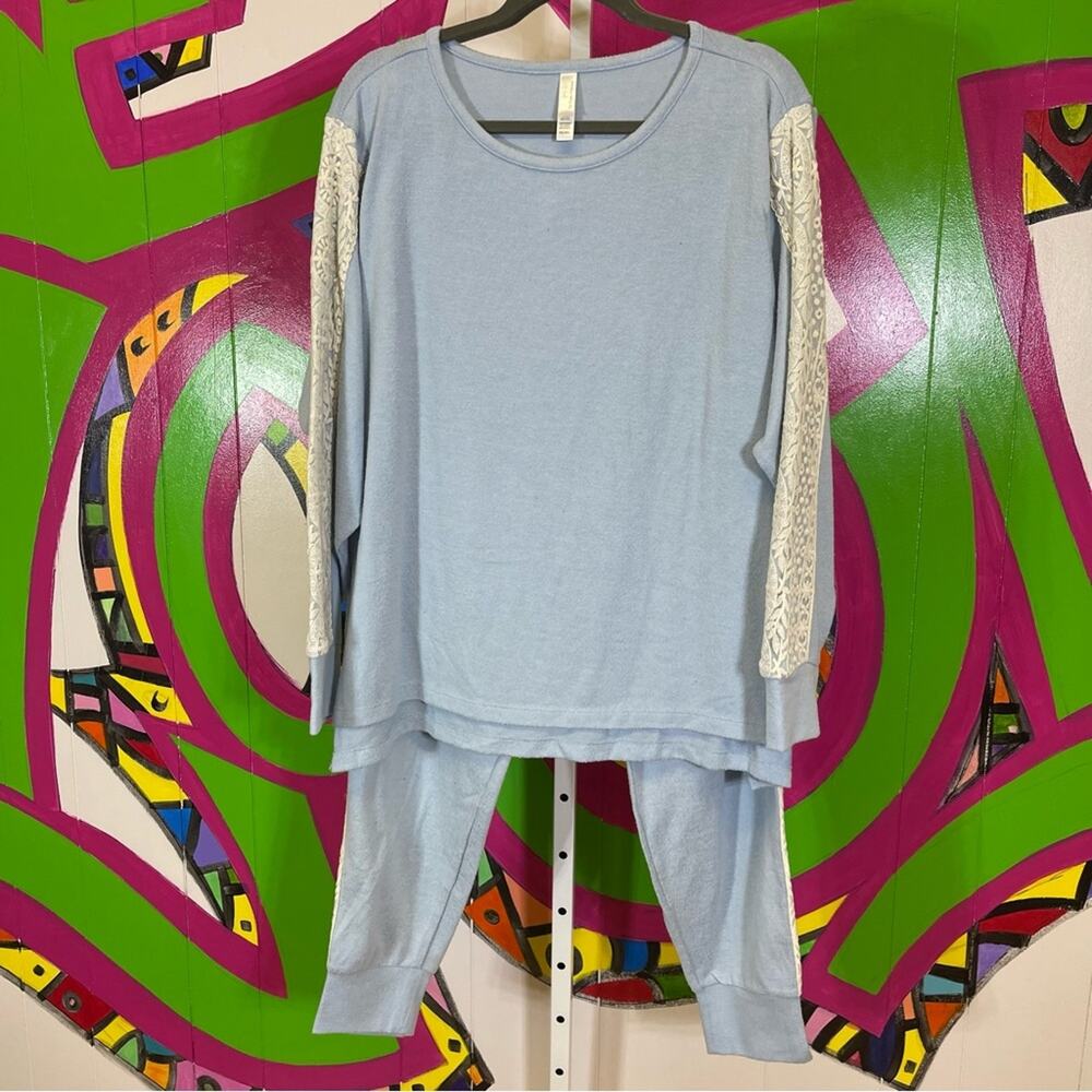 FN by Flora Nikrooz, Soft Pajama Set. Size XXL. In good used condition!